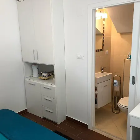 Lana Apartment *